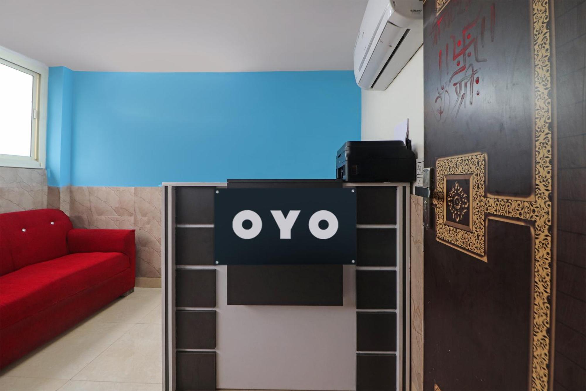 Hotel O Bluemoon Inn, South Campus New Delhi